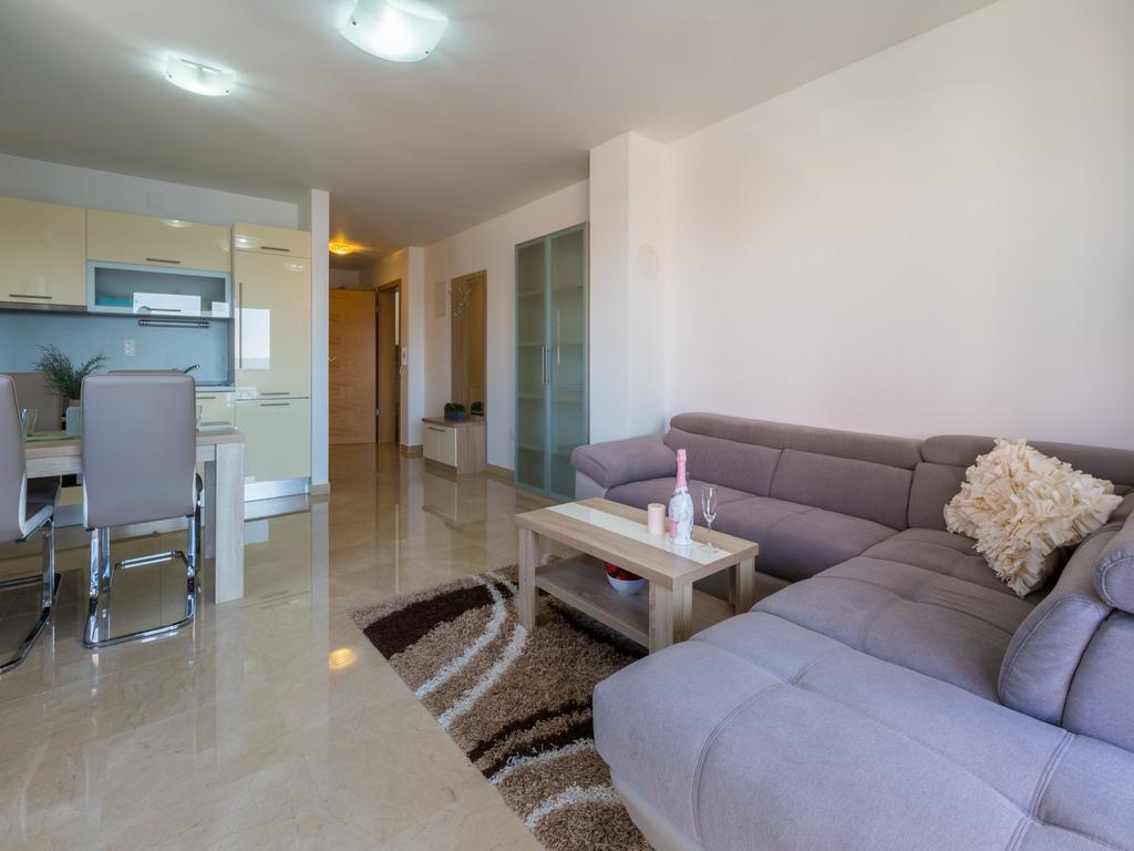 Apartments Livaja Crikvenica Bagian luar foto